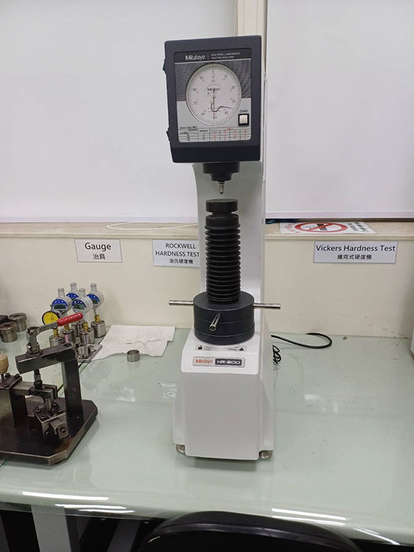 Rockwell Hardness Tester